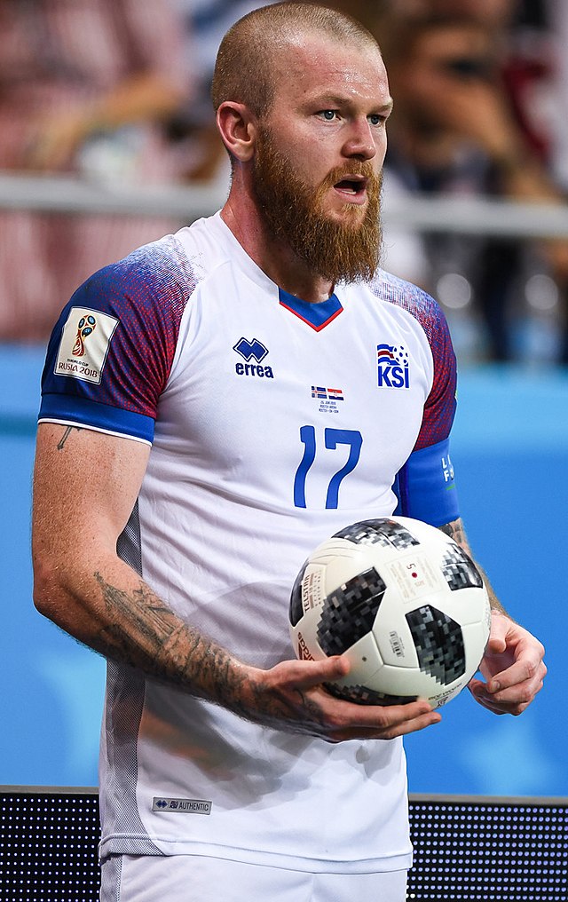 1 deild iceland players: Who are the stars to follow?