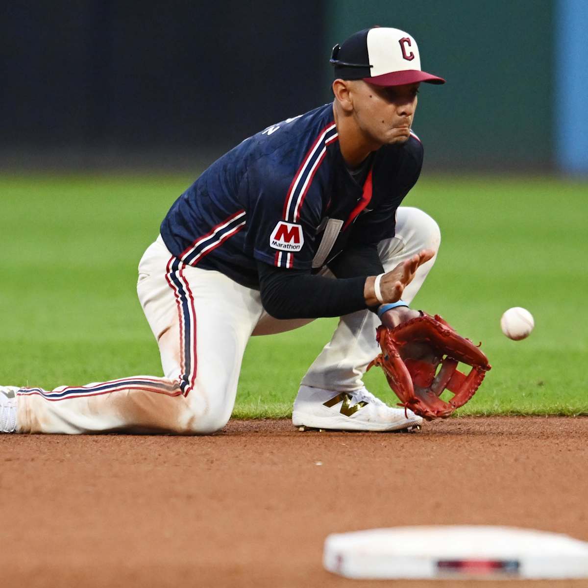 Snagging a Guardians Gold Glove: What it Takes to be an Elite Defender! Find Out Now!