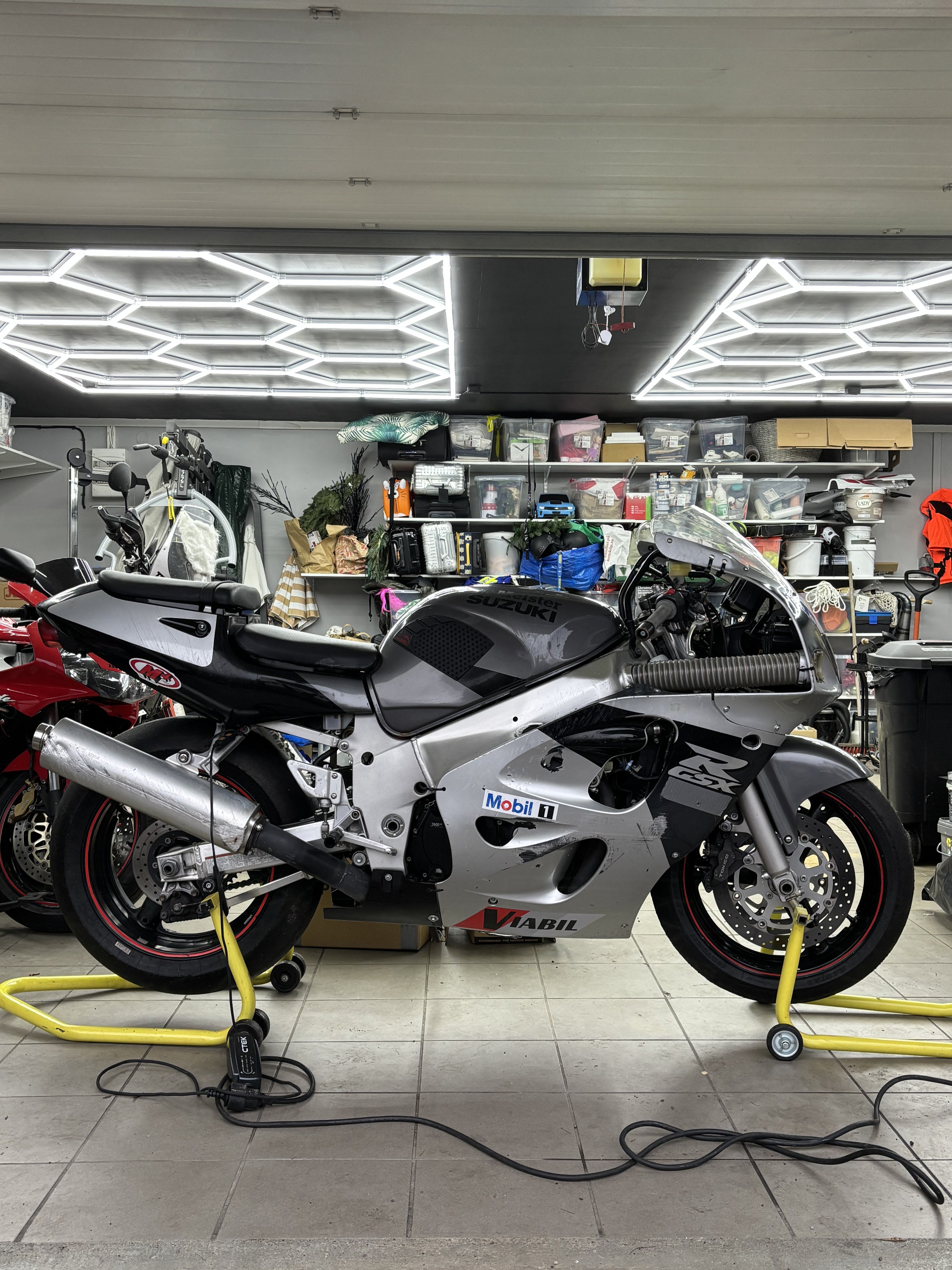 Restoring a 1998 Suzuki 750: Everything You Should Consider before Starting