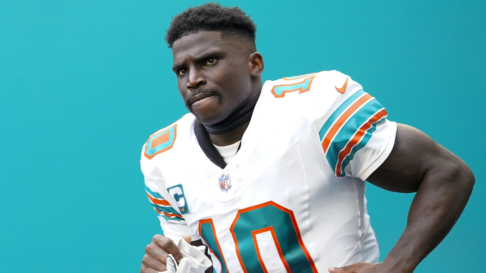 Tyreek Hill Parenting: How the NFL Star Balances Football and Fatherhood.