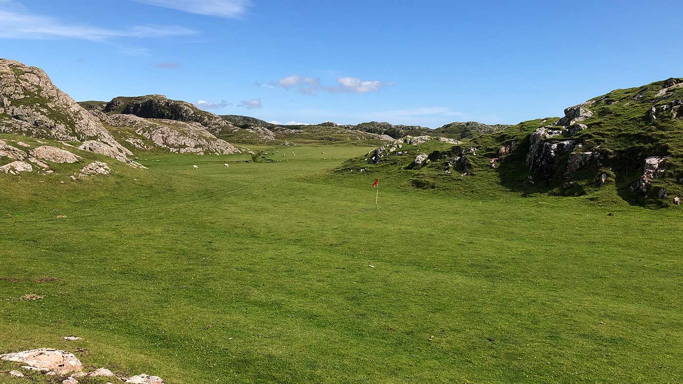 Iona Golf Course Deals: Any Good? (Find the Best Way to Play for Less)