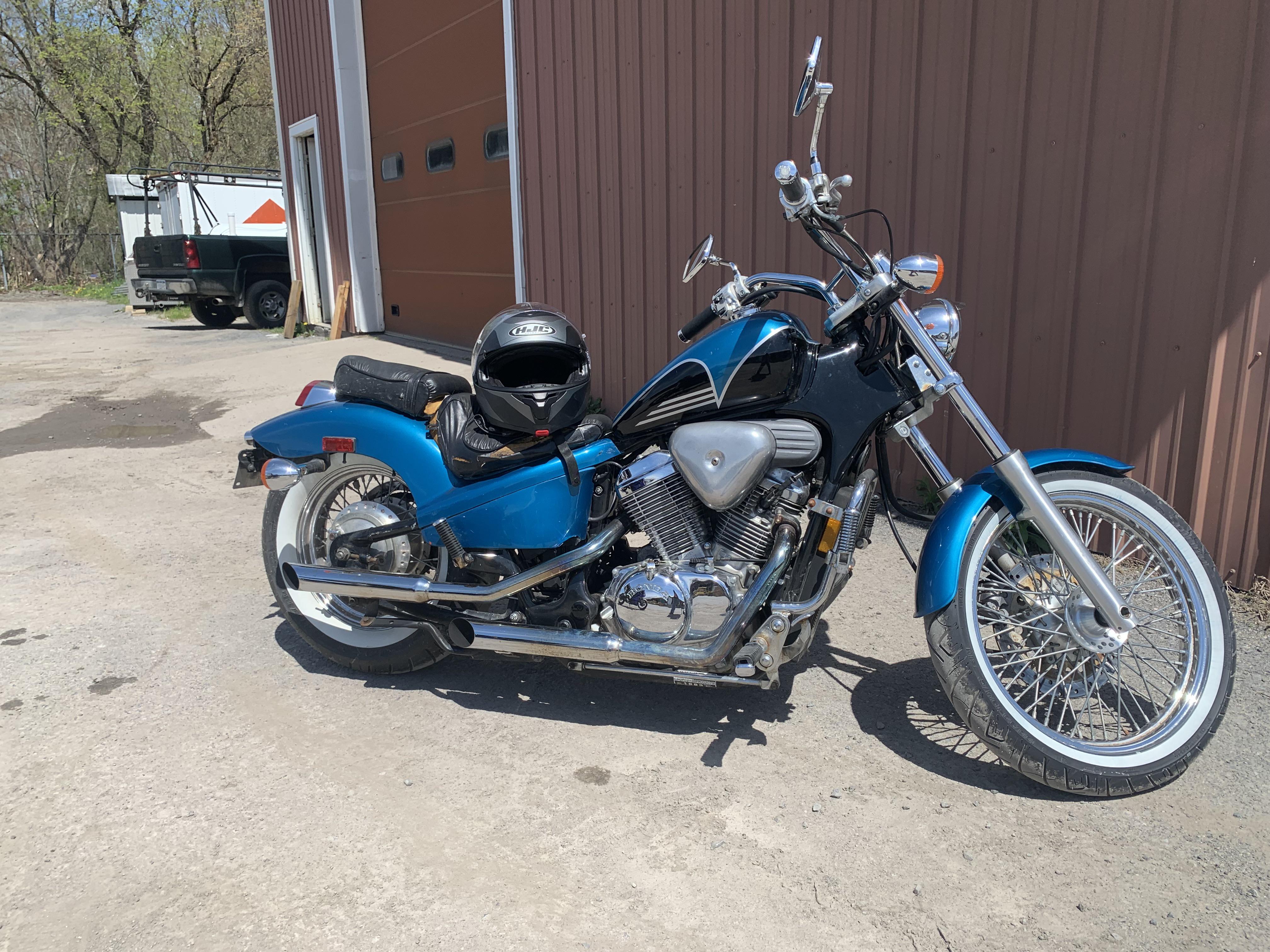 New to Shadow 600? Get the Lowdown on This Popular Motorcycle!