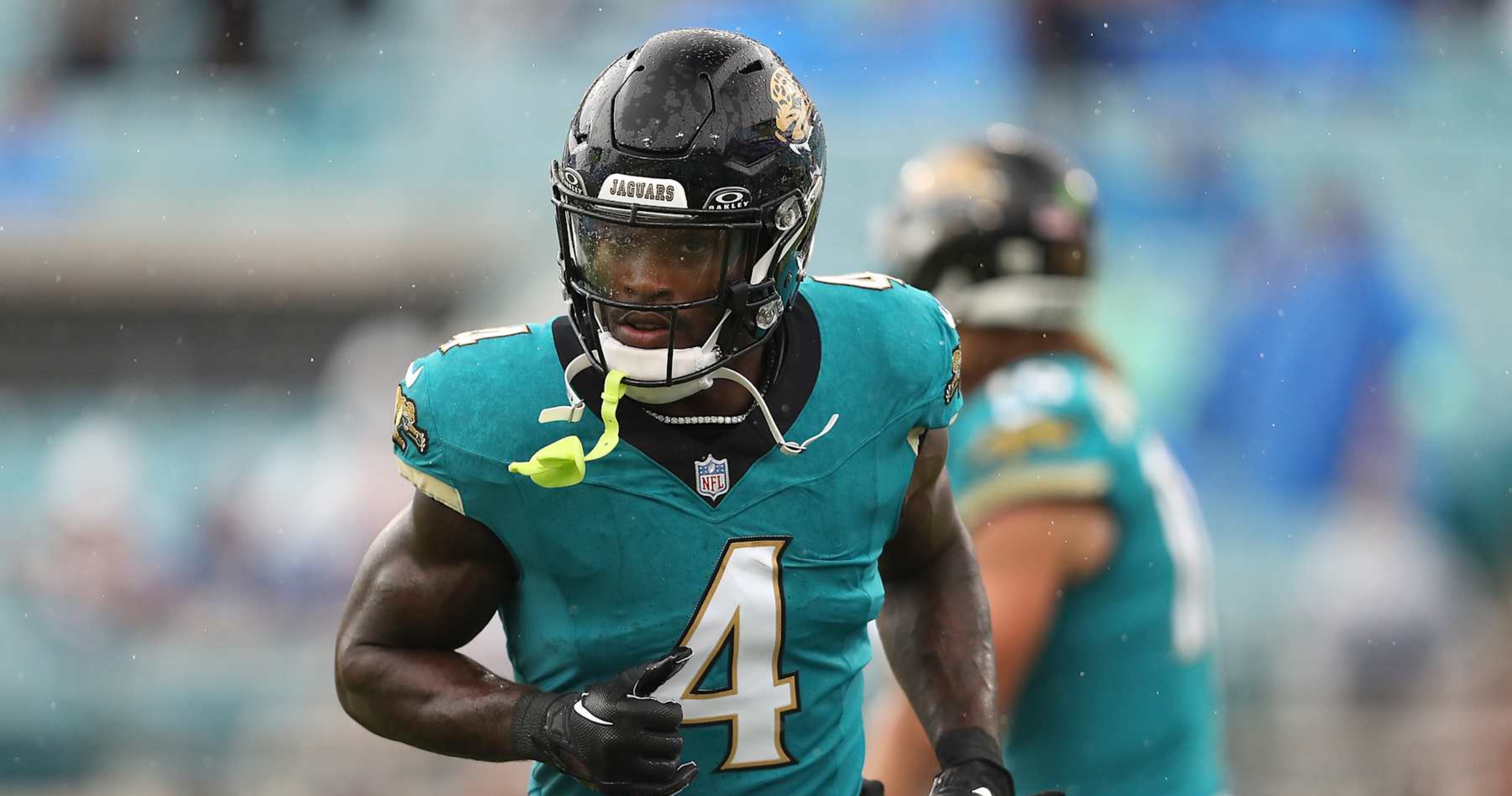 Darnold on week 6 waiver wire: Should you pick him up if available? Lets analyze.