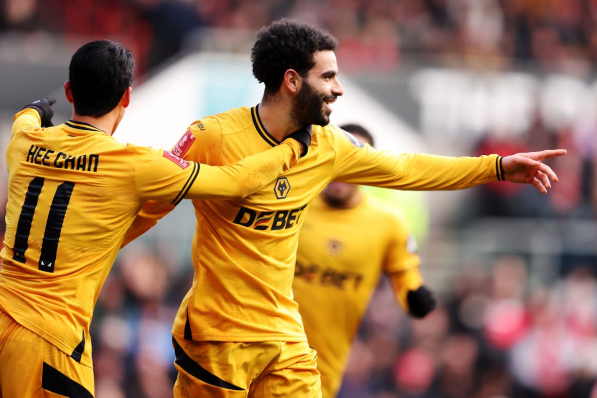WWFC Transfer Rumours: Whos Coming and Whos Going in the Latest Gossip?