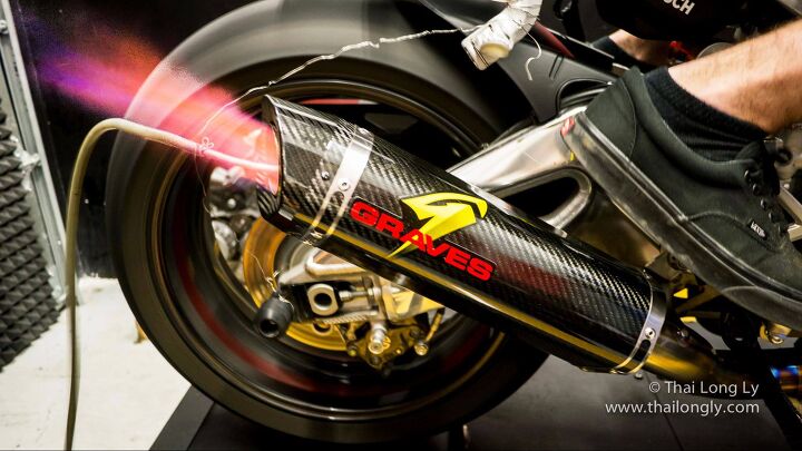 Top MotoGP Exhaust Systems: Buying Tips & Performance Boost
