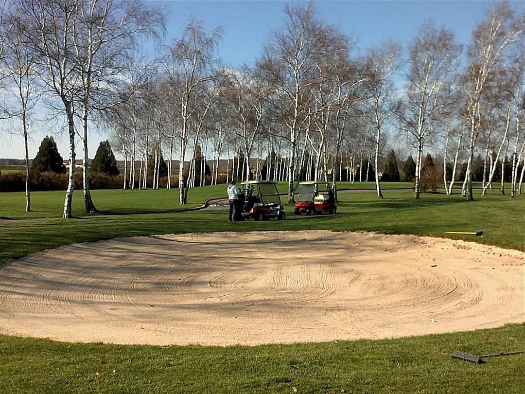 Visiting Cherry Links Riverhead: Plan Your Trip, Golf, and Nearby Fun!