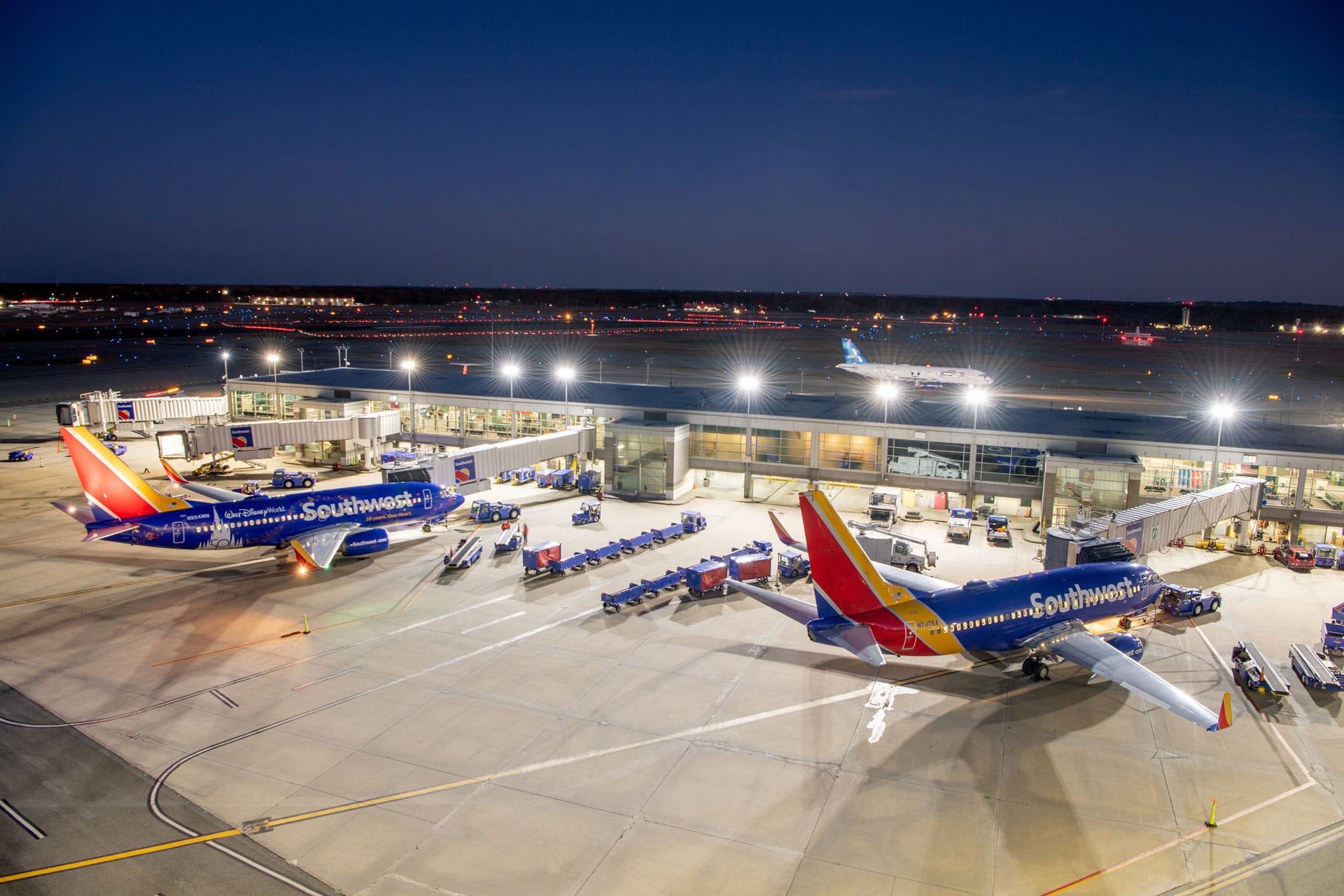 Book Your Denver to Dallas Love Field Trip: Airlines & Airport Info.