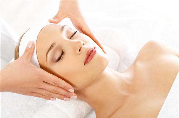 Massive Facial: Simple Steps to Get a Complete Facial Treatment