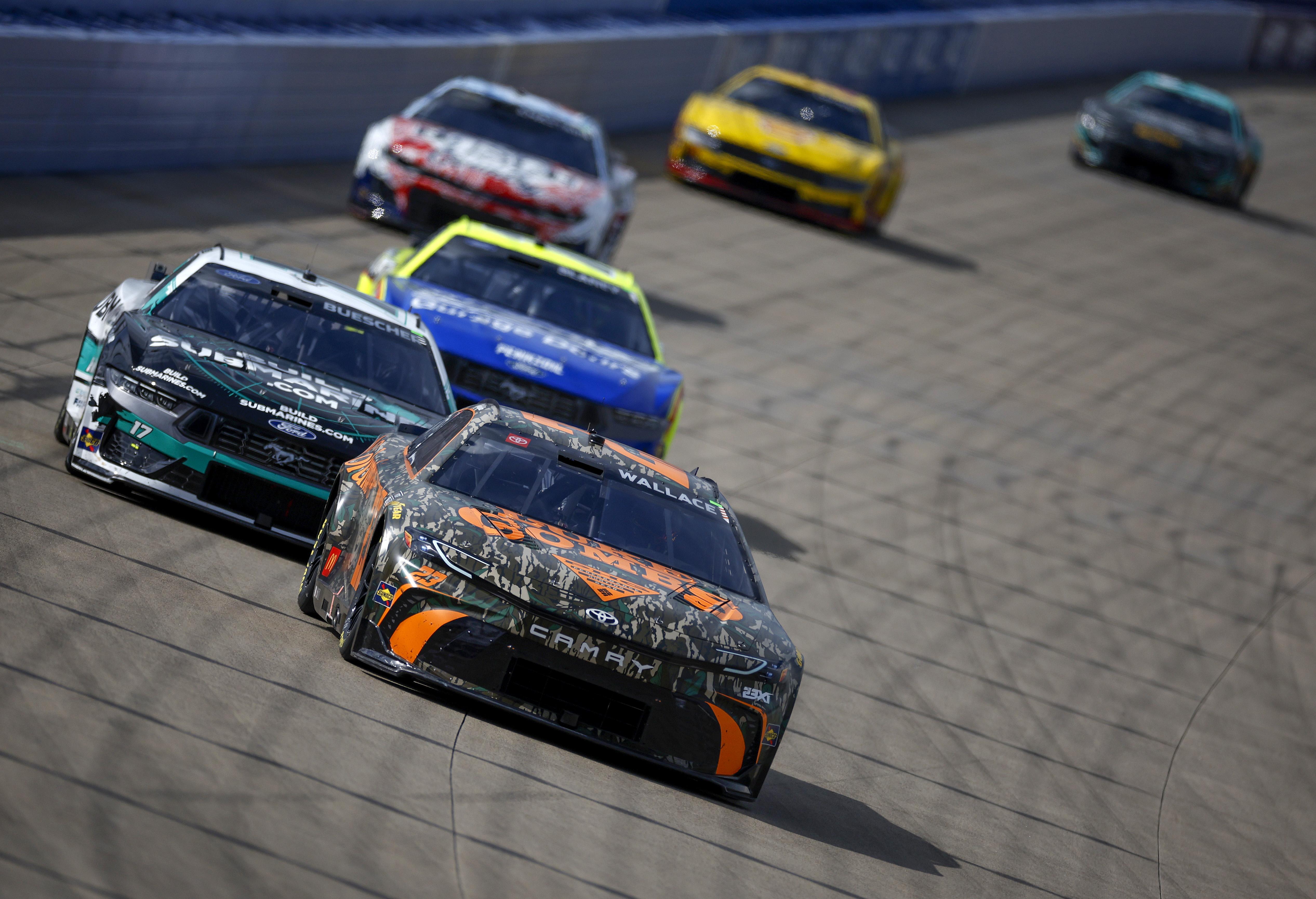 What radio station is broadcasting the NASCAR race today | Find the Live Coverage!