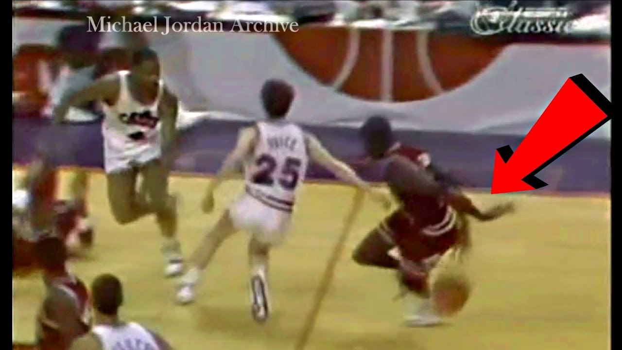 Michael Jordans Behind the Back Dribble: Copy His Skills Now.