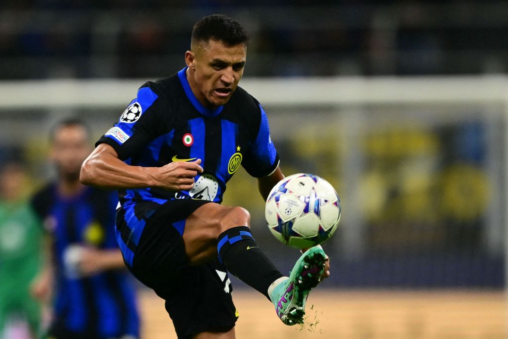 Alexis Sanchez Injured: How Serious Is It and When Will He Return?