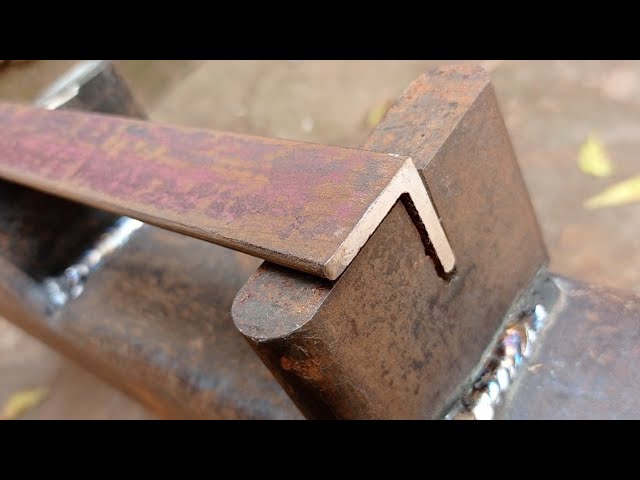 Need to Bend Metal? Bending Irons Made Simple (Tips & Tricks)