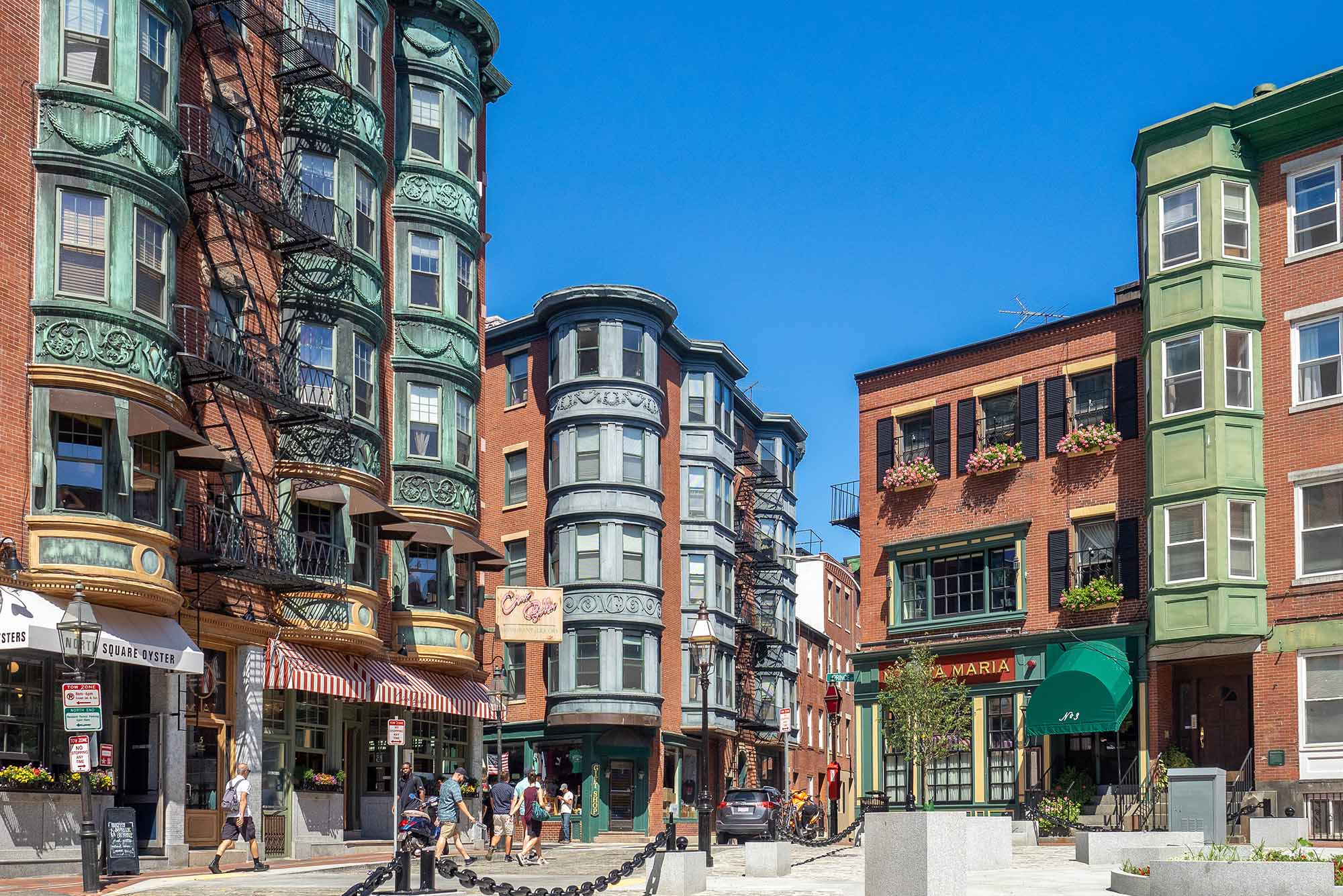Explore North Hill Road: Your Complete Neighborhood Review.