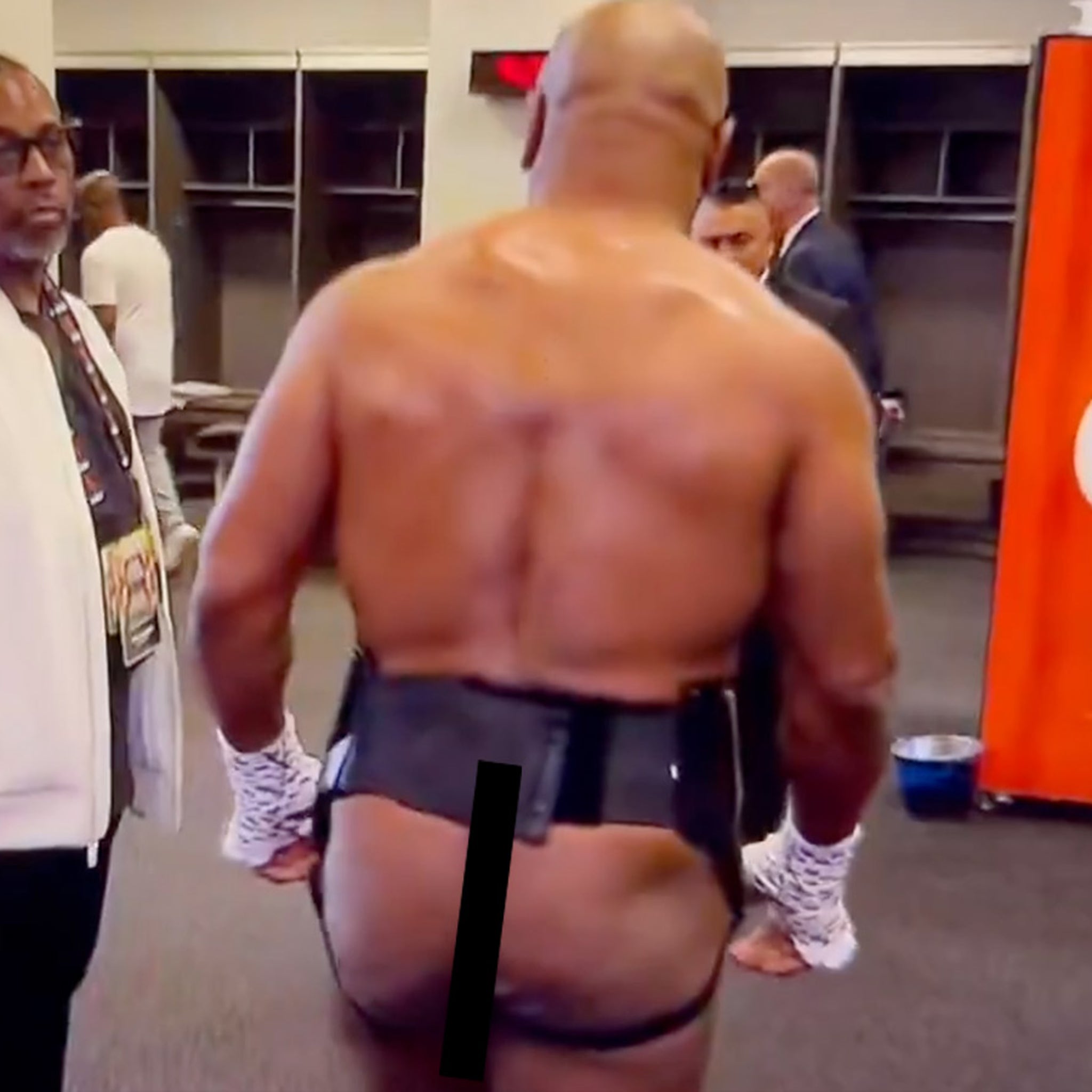 Mike Tyson Booty Pics: See What All the Fuss Is About!