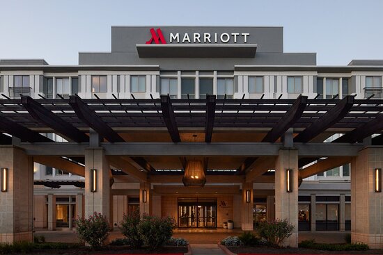 Hotels near the Circuit of the Americas,Your stay is just a few minute from the track.