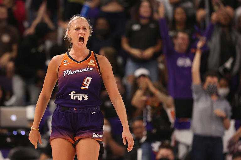 Sophie Cunningham New Contract: Big Win for Her Career.