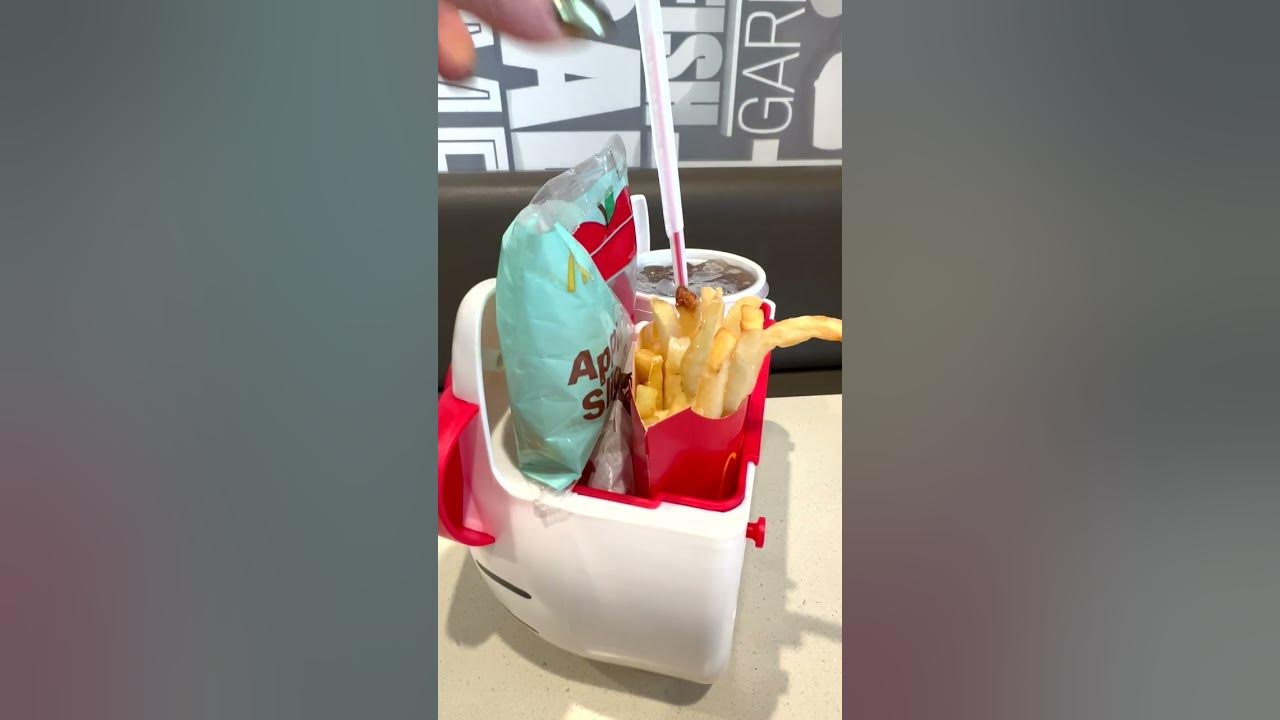 Scored a McDonalds Hello Kitty Bucket! (Tips & Tricks Inside!)