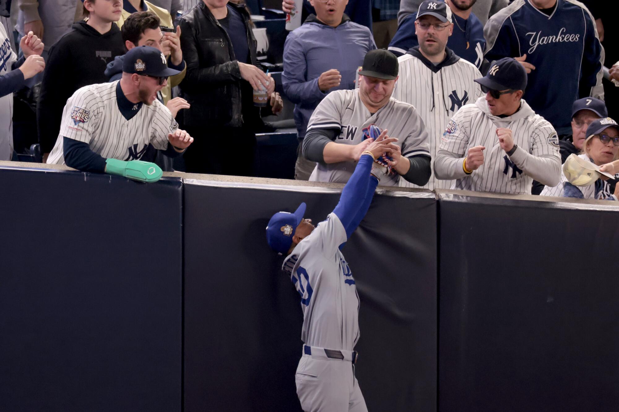 Mookie Betts and Yankees Fans: Could He Be a Fan in Newyork?