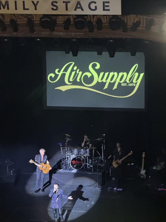 Air Supply Turfway Park: Get Ready to Rock! (Tickets, Dates & More)