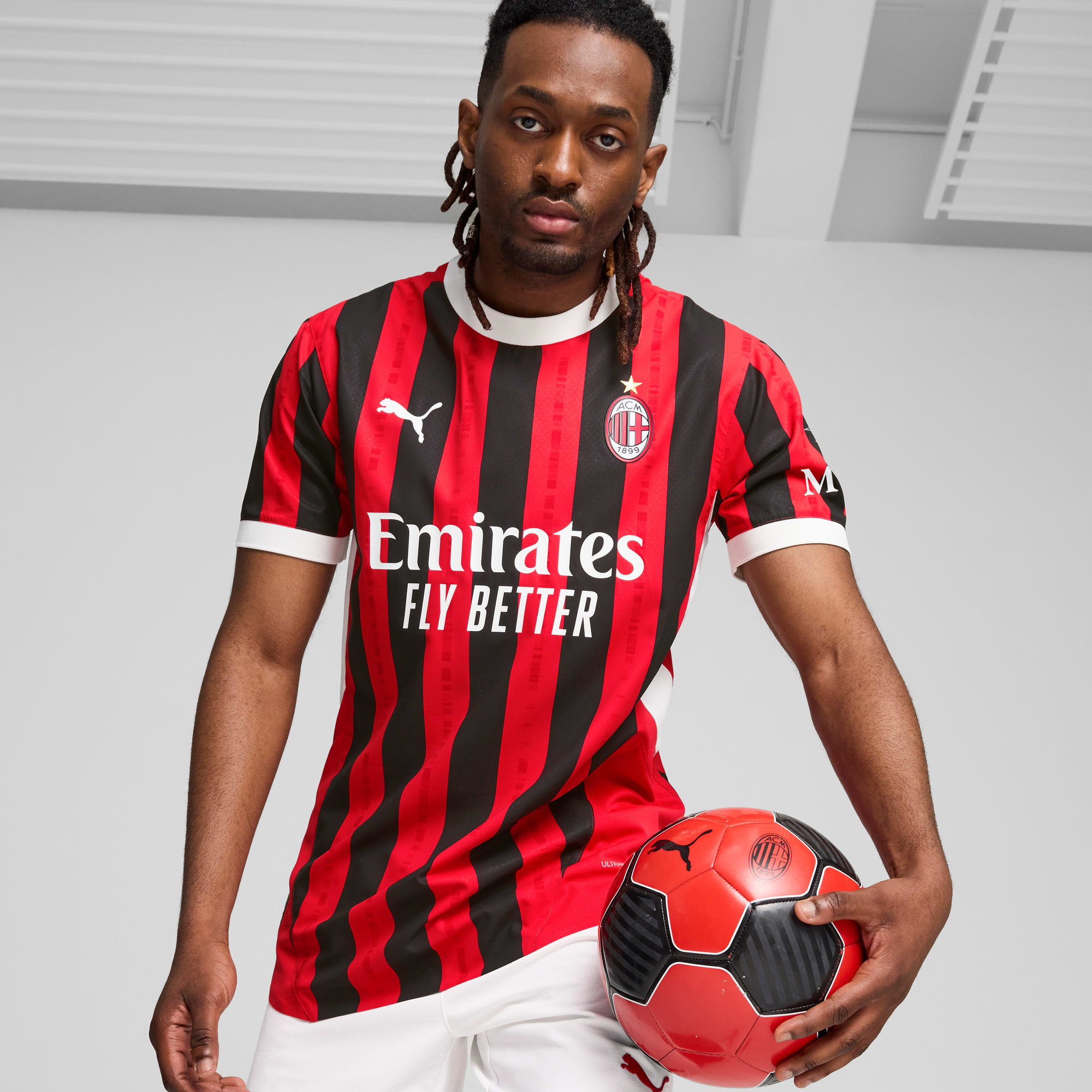 New Milan Jersey: Where to Buy & Whats Hot Now!