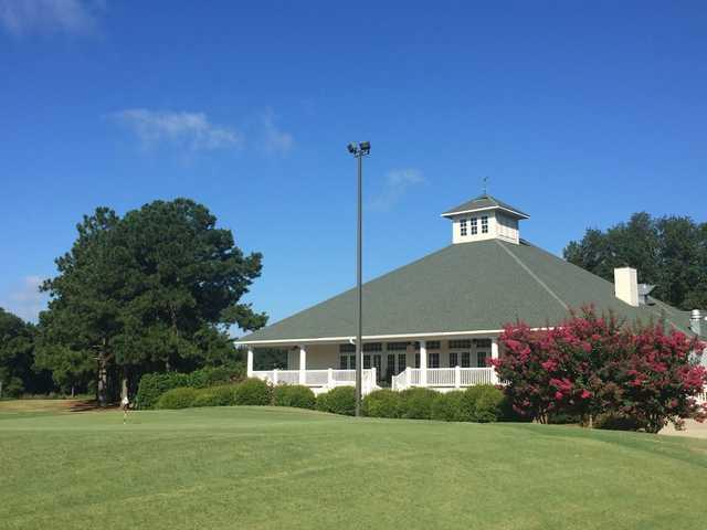 Play RiverPointe Golf: Find the Best Deals and Course Reviews.