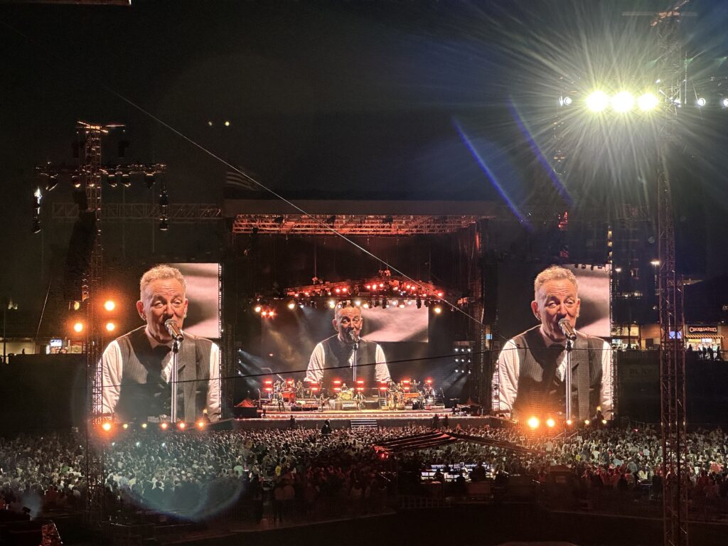 Bruce Springsteen & E Street Band Hit Citizens Bank Park: Fan Reviews.