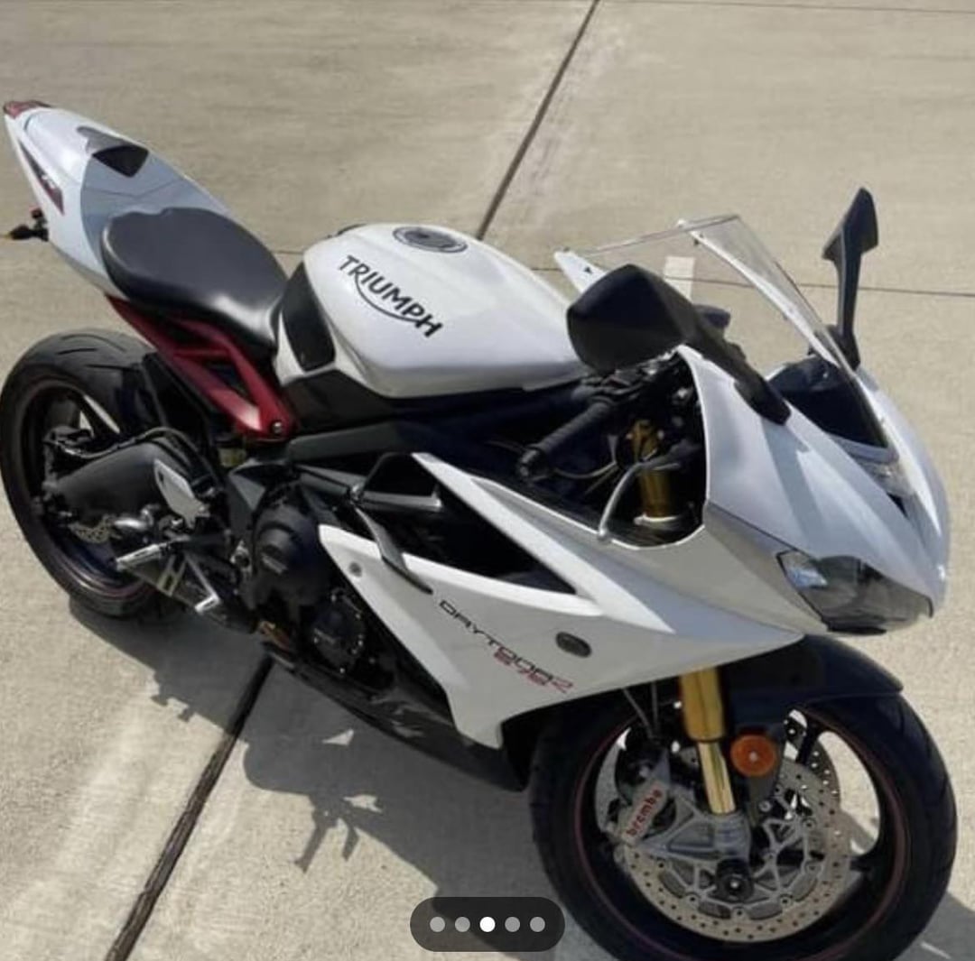 Buying a Used 675r Triumph Daytona? Read This First!(What to know)