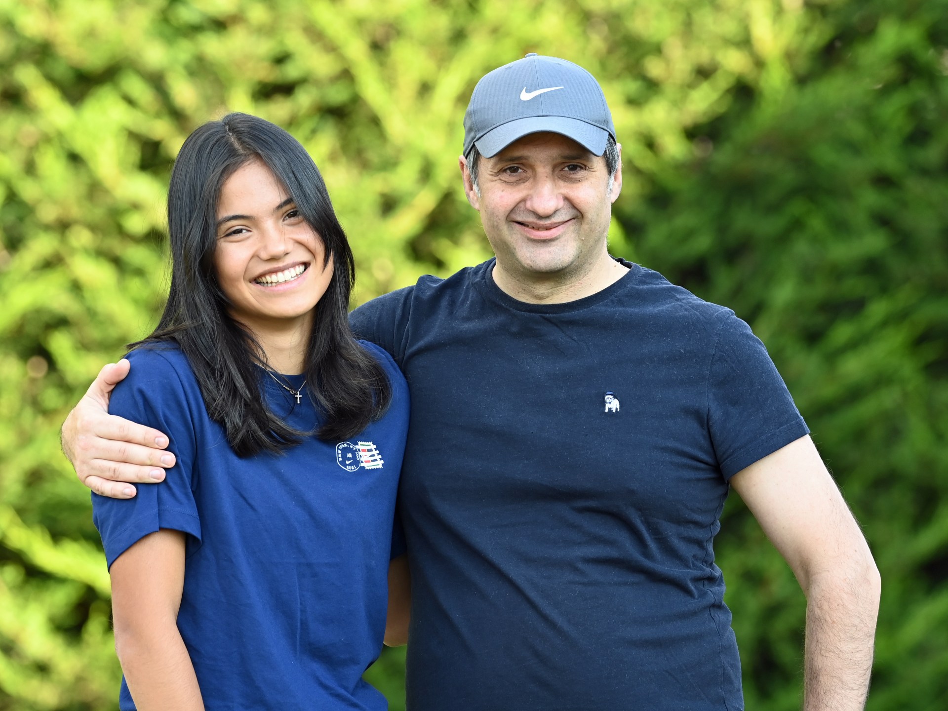 Looking for Emma Raducanu Parents Photos?Discover the Pictures.