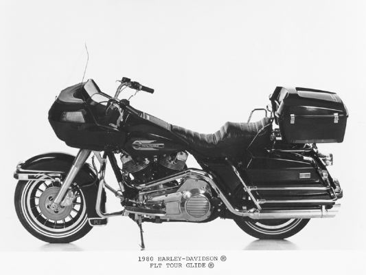 What made the original 1980 harley flt stand out? Explore its unique features and historical significance.