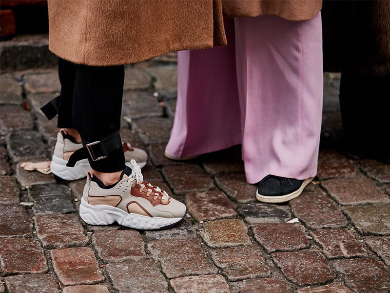 What are the absolute best shoe styles for a broad foot? Explore these top picks for comfort and fit.