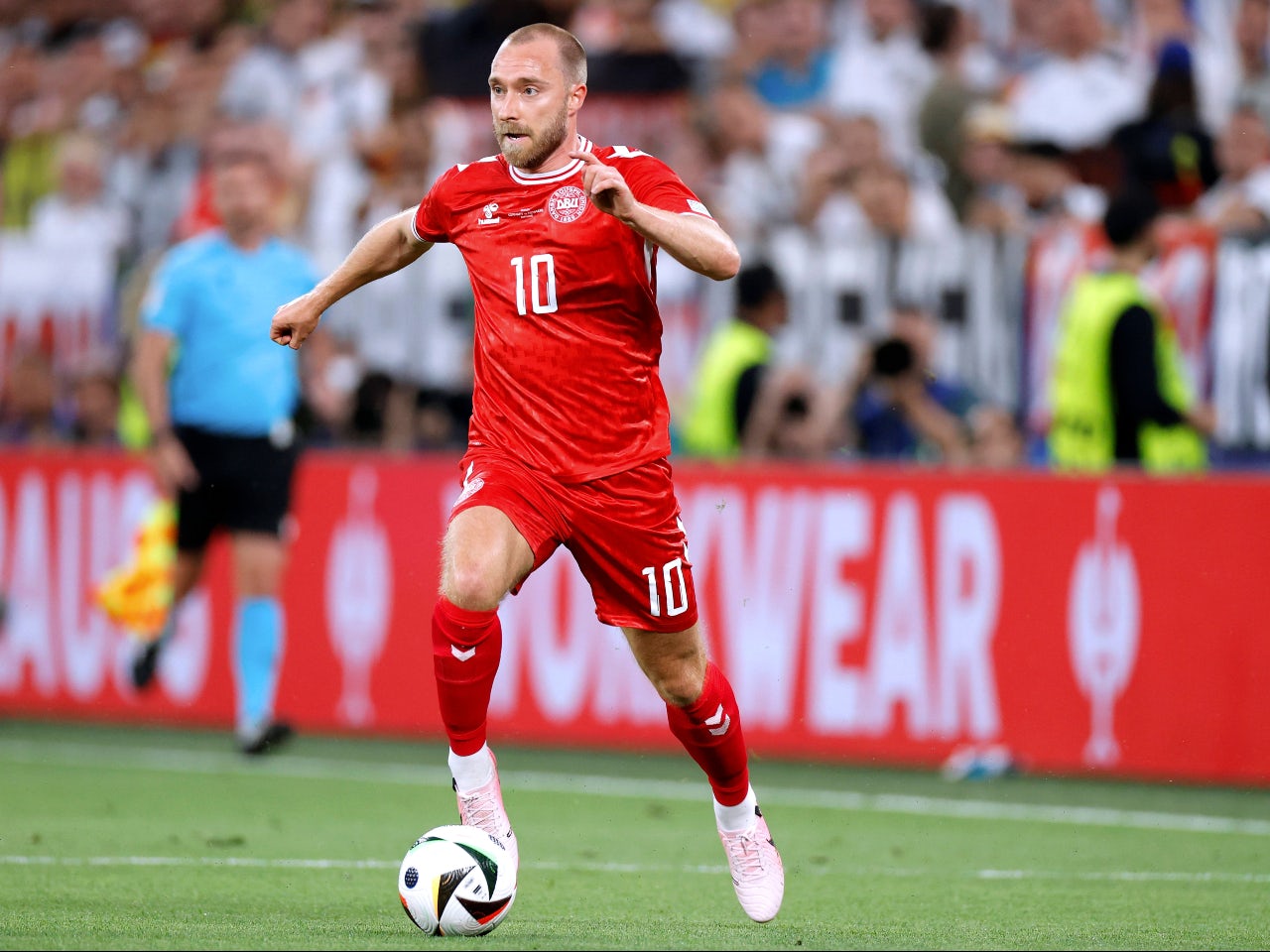 Suiza vs Dinamarca match preview: Analyzing key players and offering predictions for this anticipated clash.