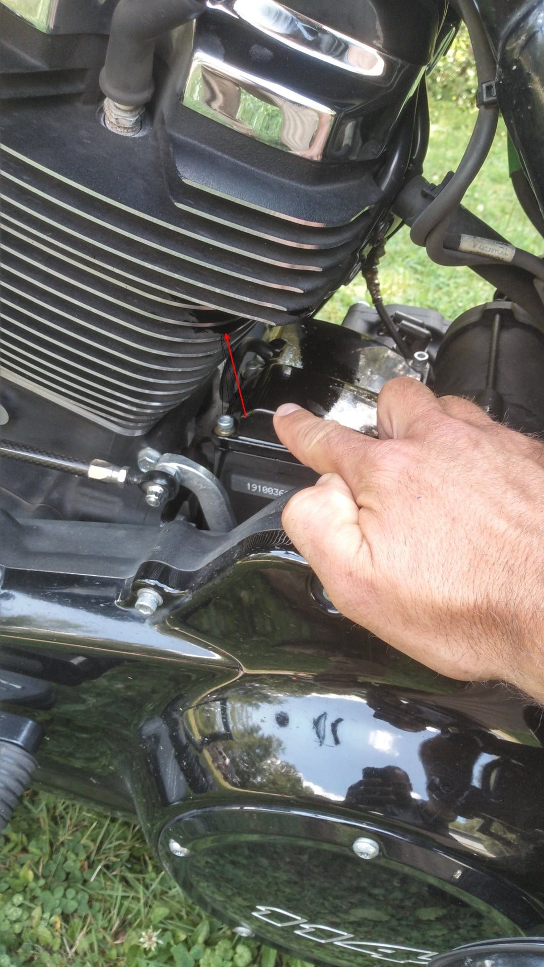 Harley Davidson Oil Leak? Find the Cause and Fix It Now!
