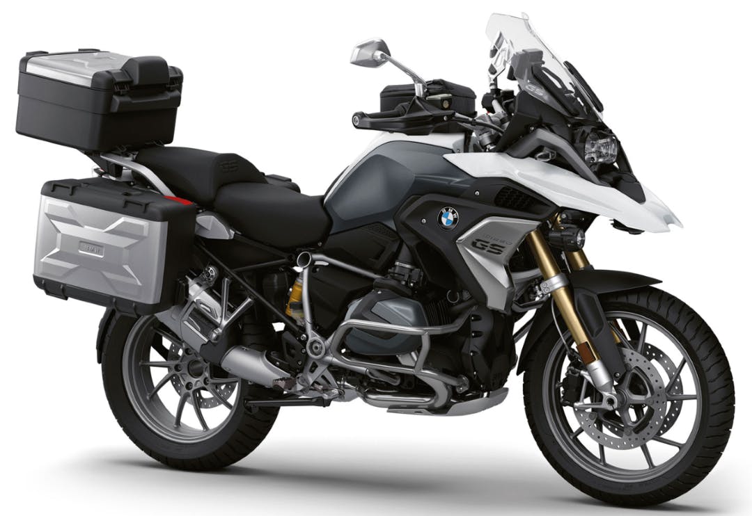 Is the BMW RS motorcycle good for long trips? Learn why so many riders love it for touring adventures.