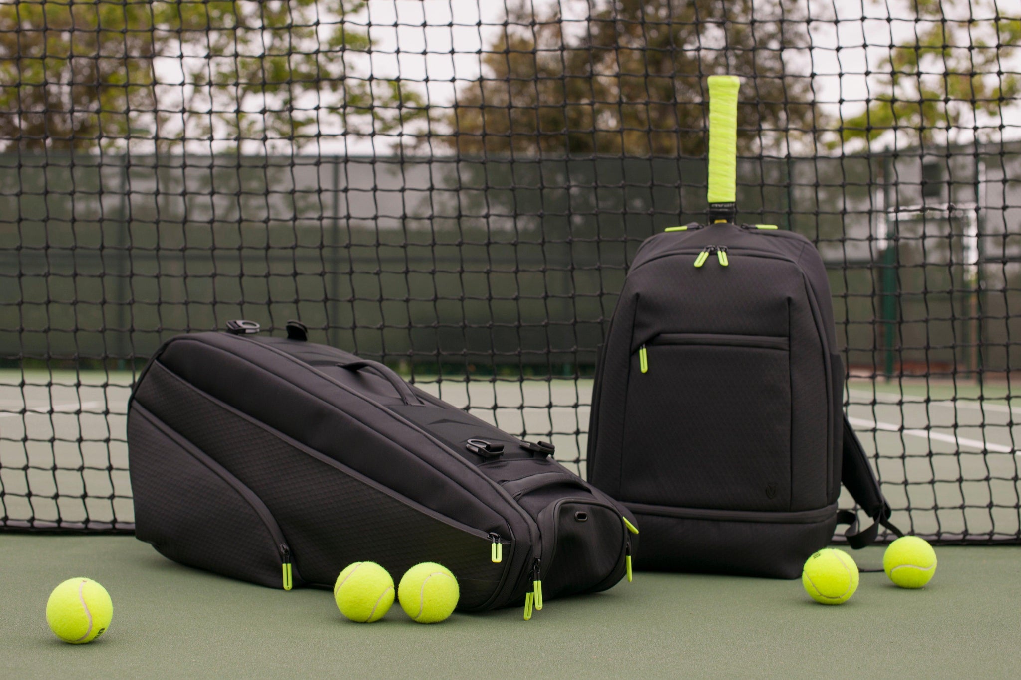 Looking for a great tennis duffle bag? These are the essential features you should look for.