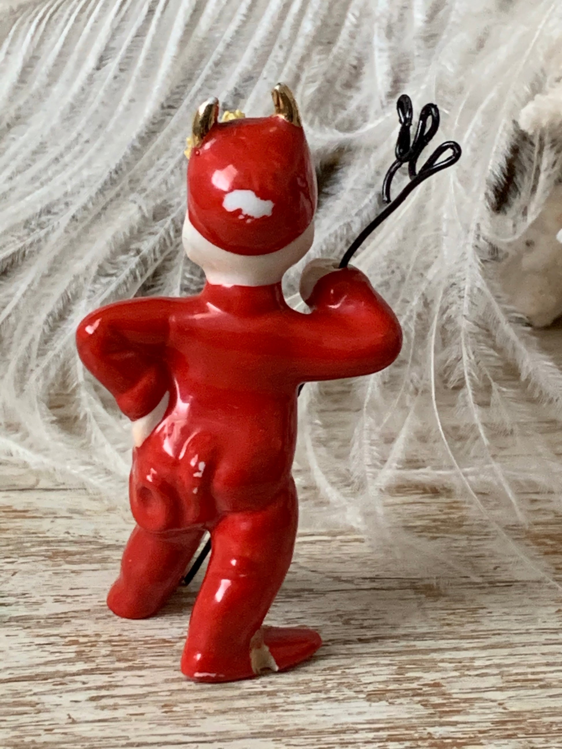Unique Vintage Devil Figurine: Check This Out Now!
