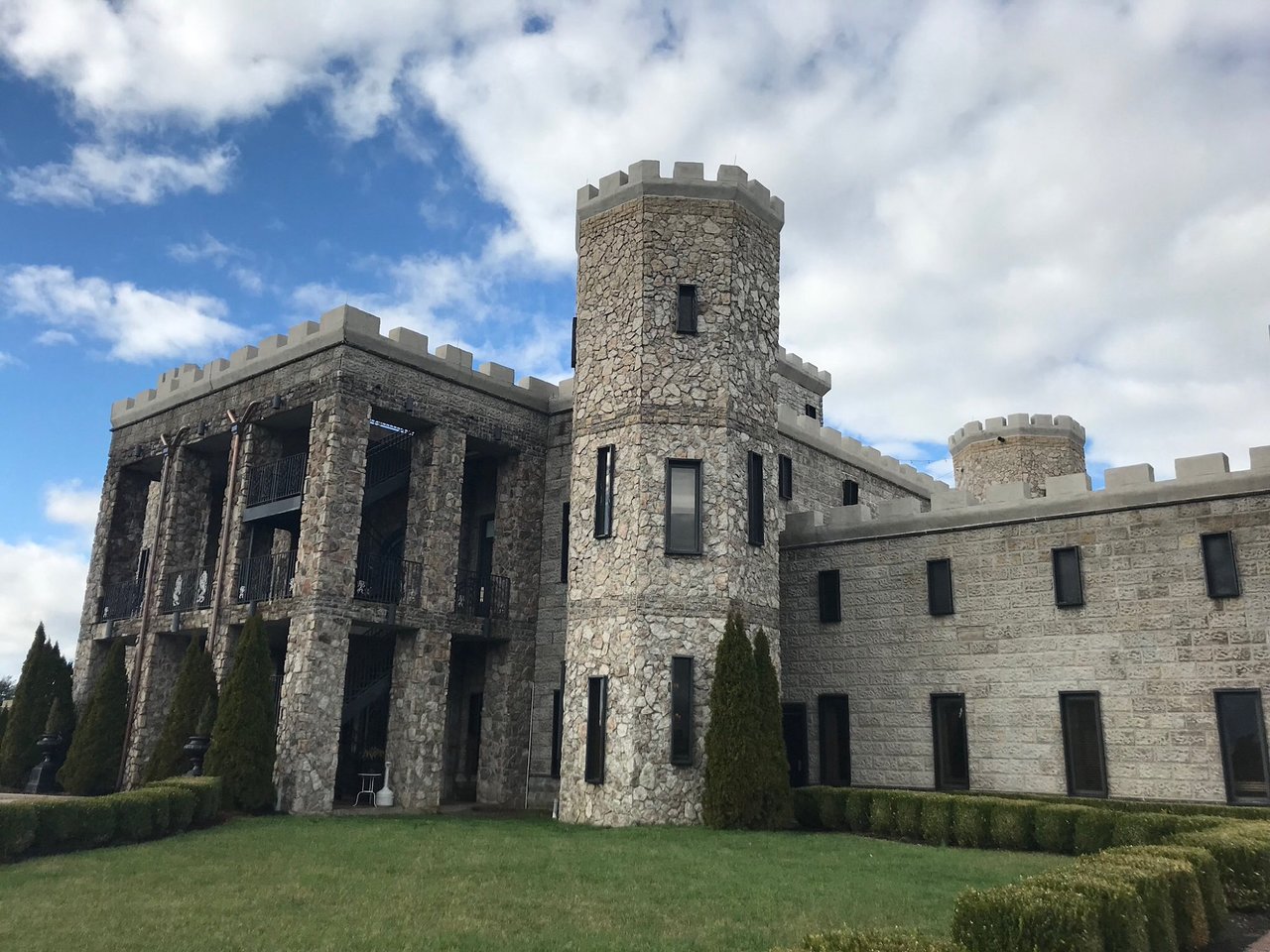 Looking for fun versailles ky attractions? Check out these great things to do around town.