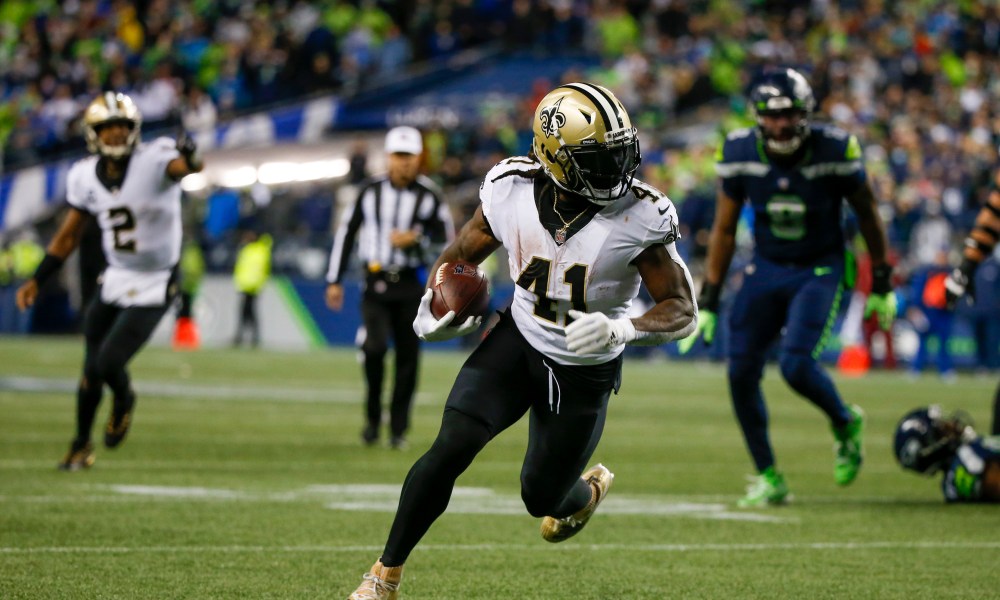 PPR Week 10 Predictions: Expert Tips and Analysis.
