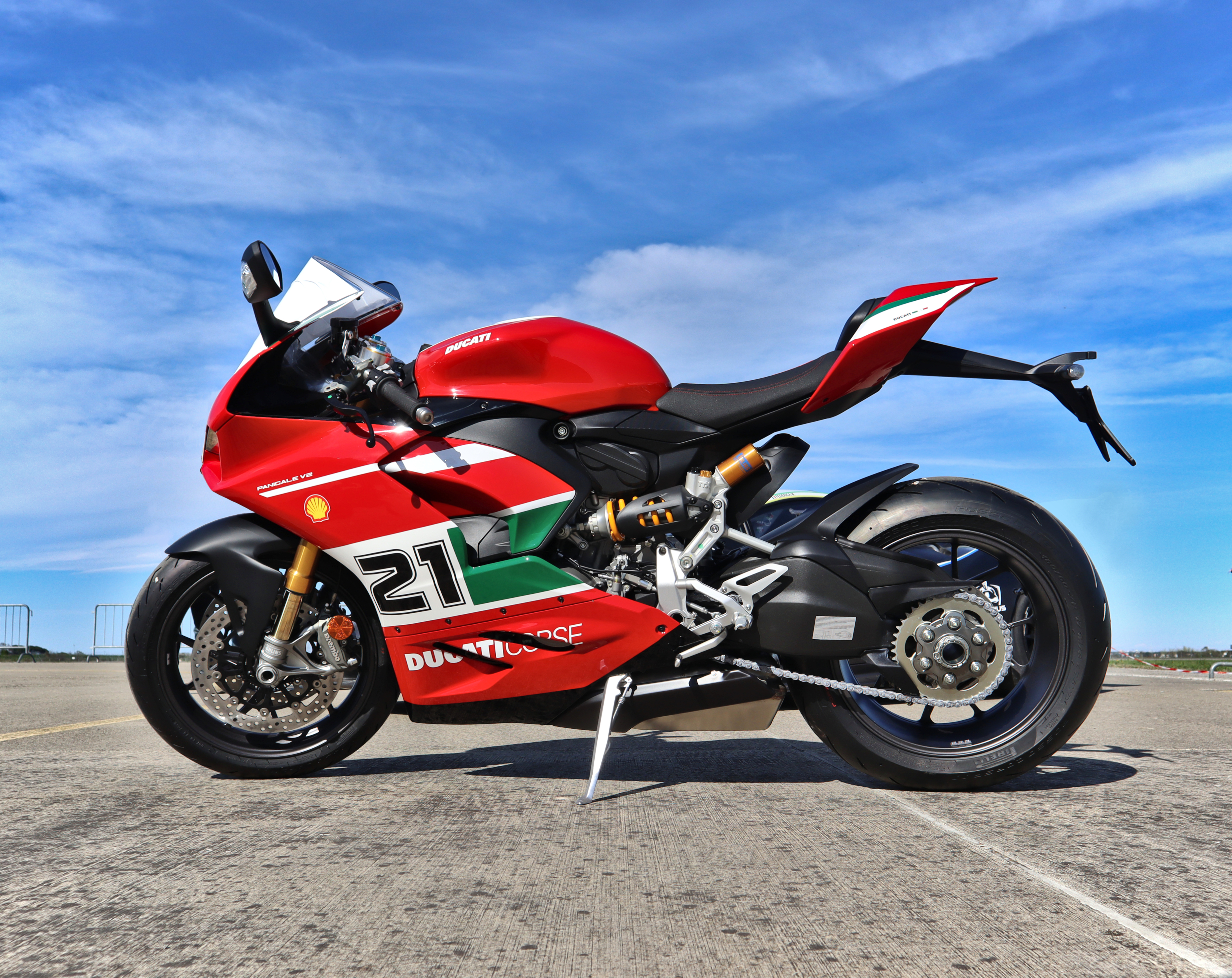 What is the official Ducati Panigale V2 CC? Find the exact engine displacement number.