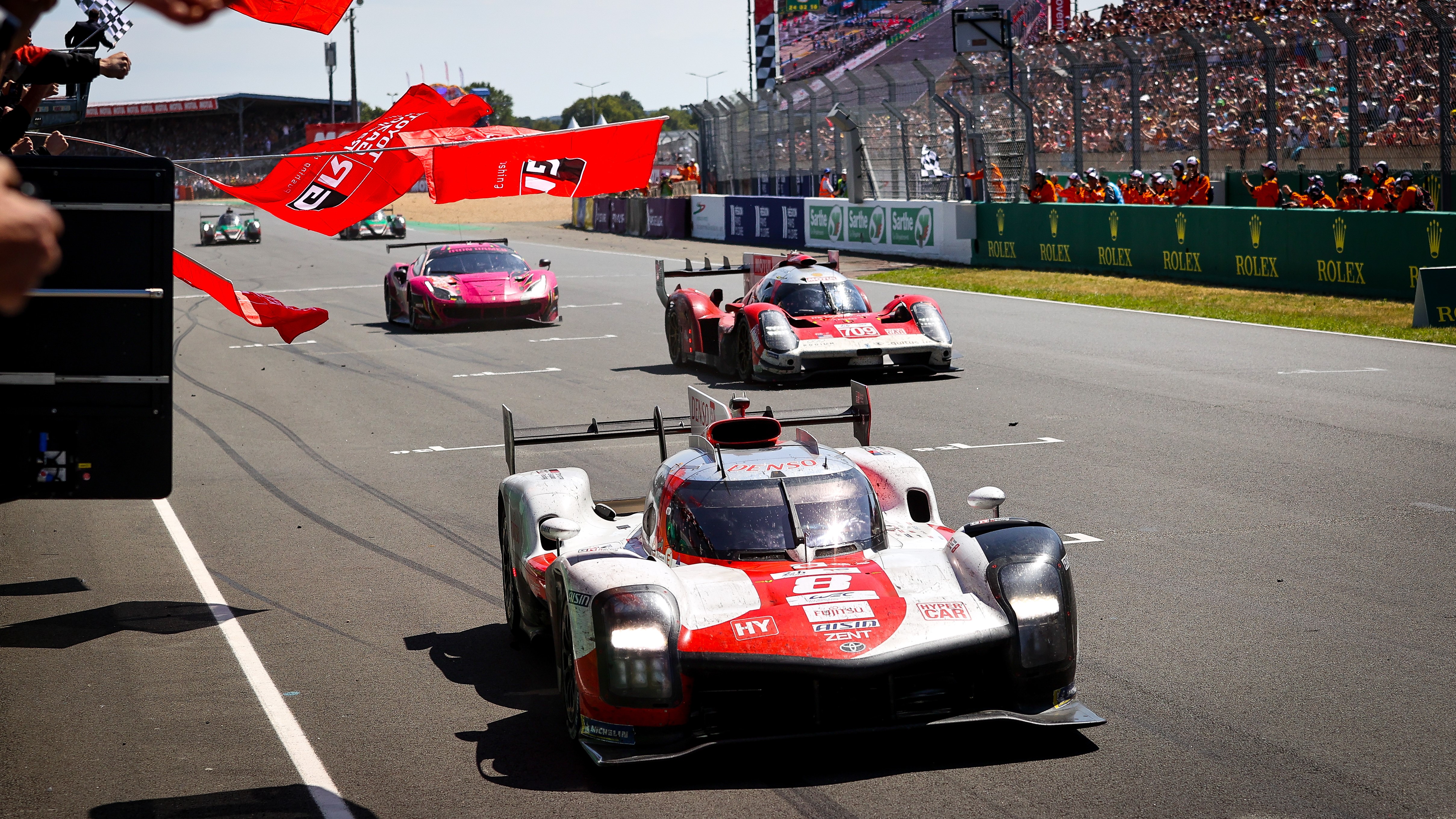 Easy Ways to Watch LeMans From Anywhere in the World